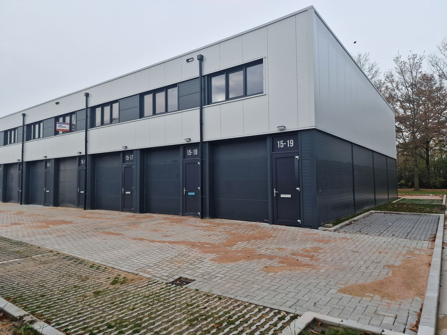 Bekijk foto 3 van Hoornseweg 15-18