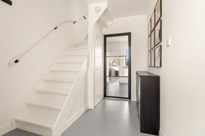 Hoekwoning te koop: Sluisstraat 16, Oostknollendam