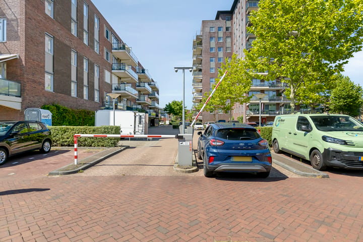 Appartement te koop: Vossenzoom 25, Pijnacker