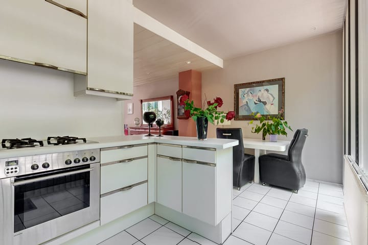 Tussenwoning te koop: Liszthof 17, Alphen Aan Den Rijn