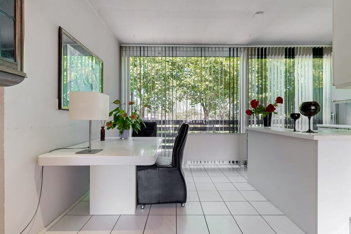 Tussenwoning te koop: Liszthof 17, Alphen Aan Den Rijn