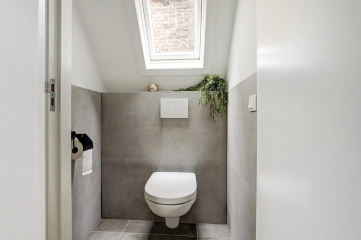 Hoekwoning te huur: Vismarktstraat 22, Geertruidenberg