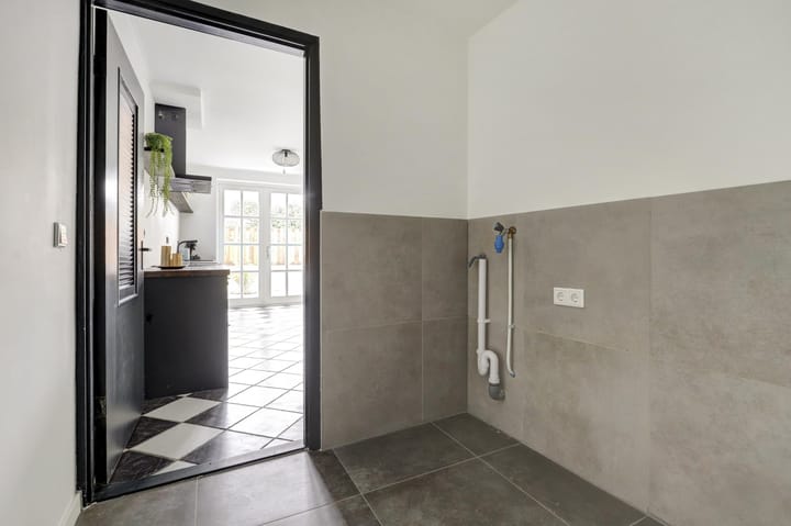 Hoekwoning te huur: Vismarktstraat 22, Geertruidenberg