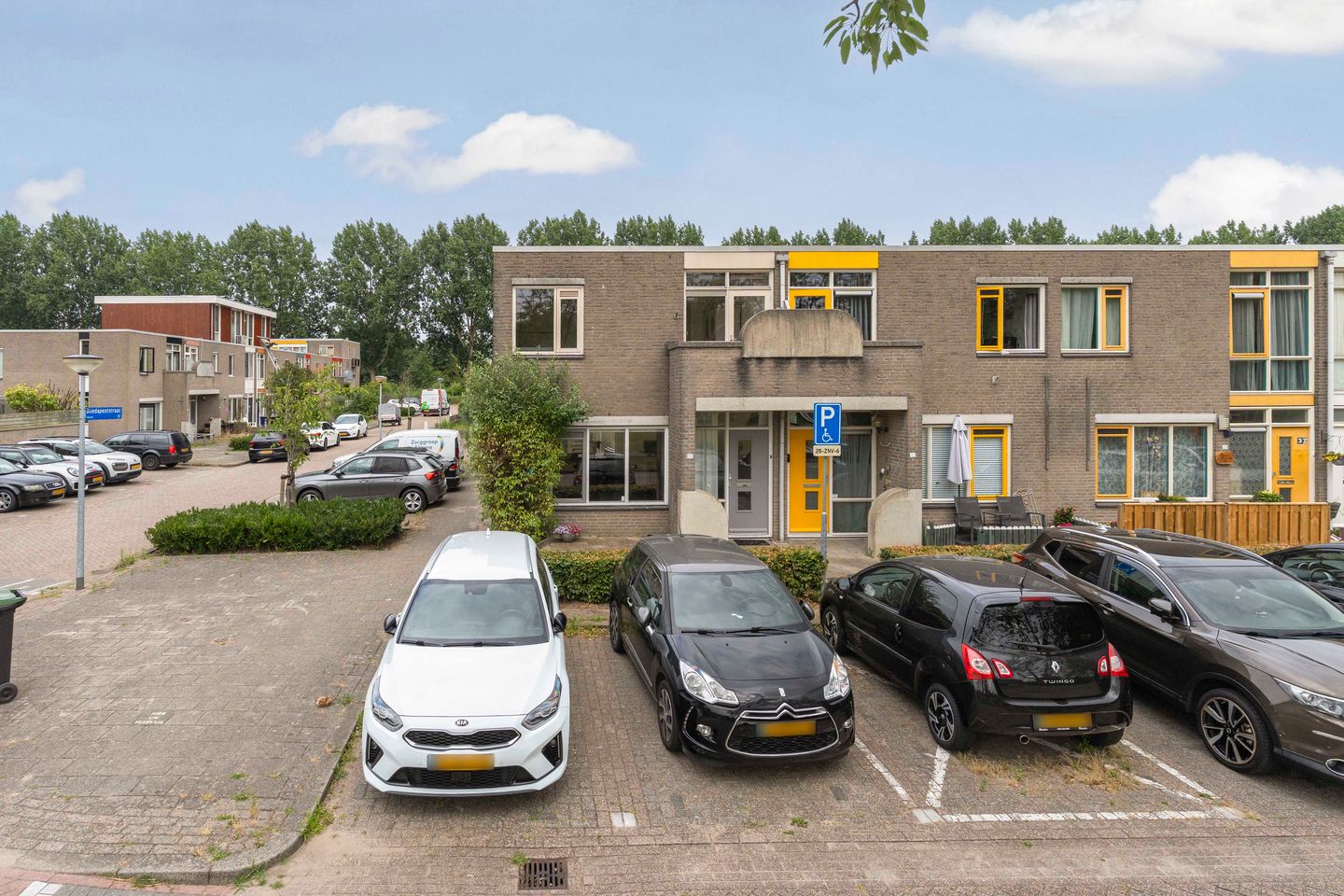 Foto 44 van Genèvestraat 33