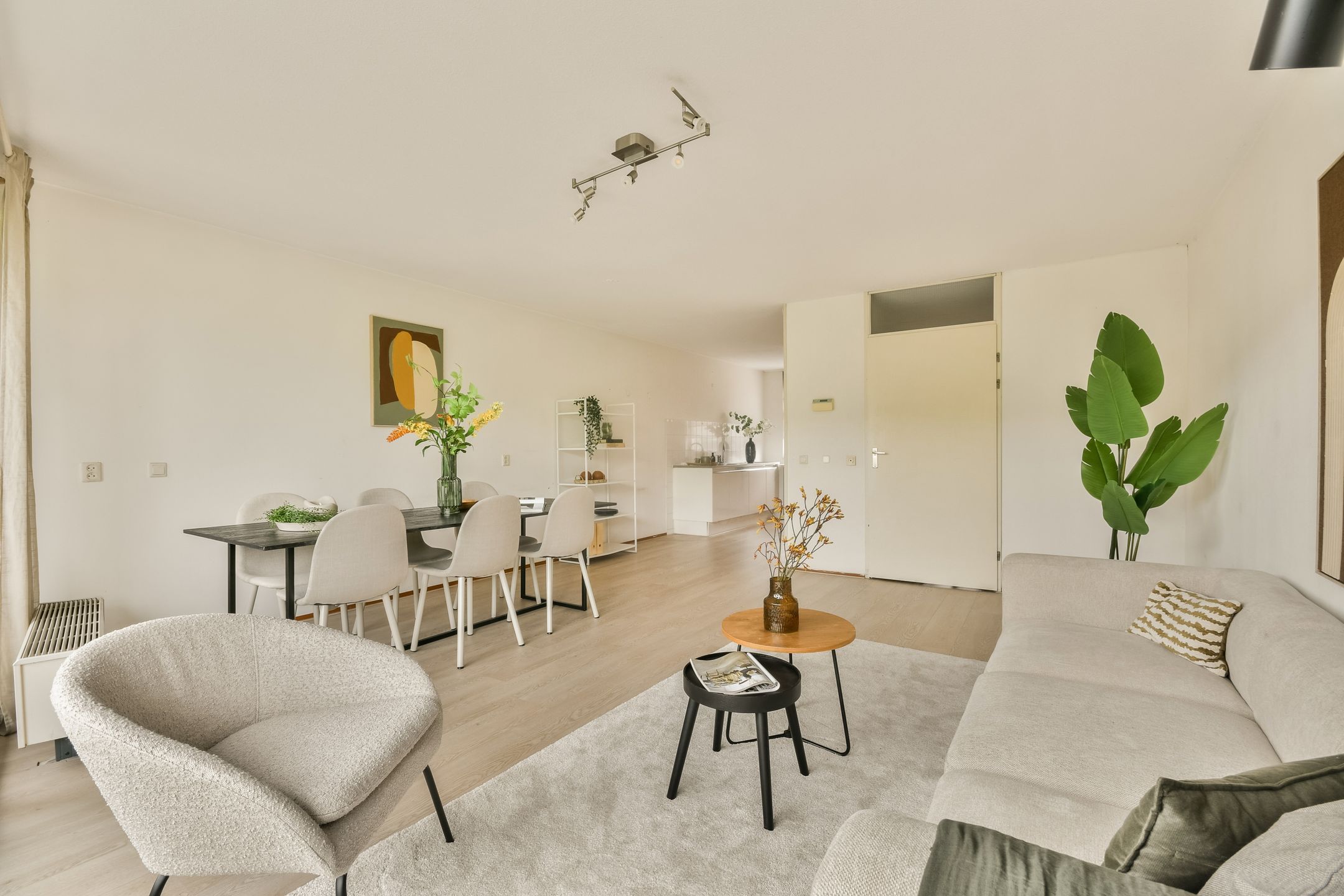 Photo 9 of Beverenstraat 61