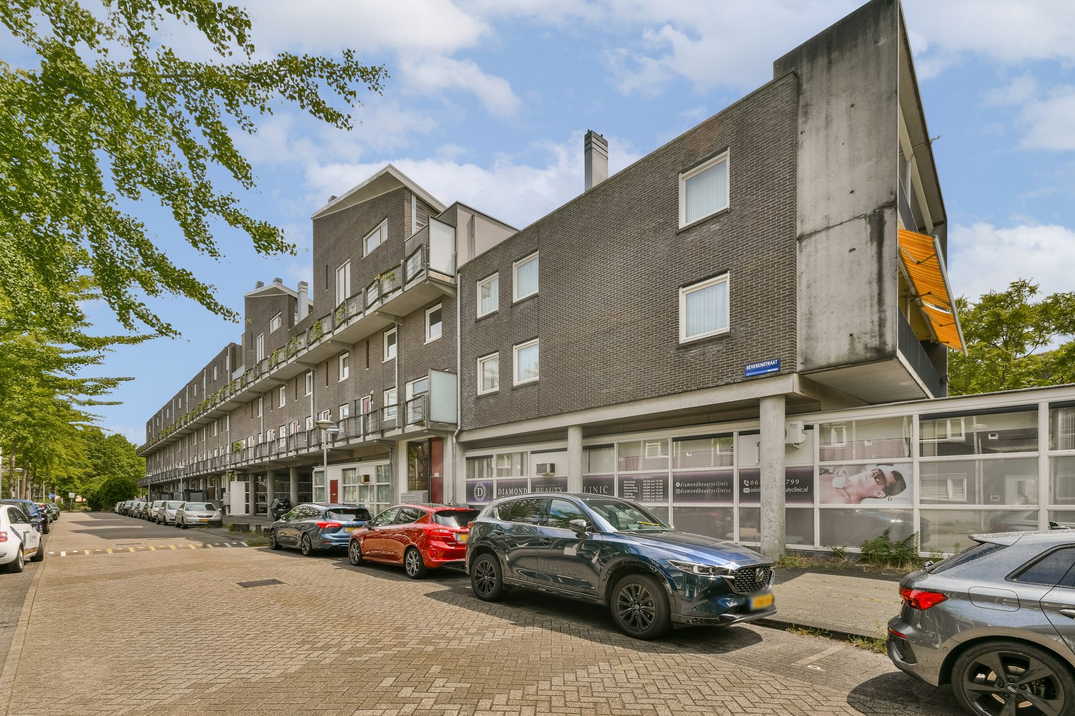 Photo 6 of Beverenstraat 61