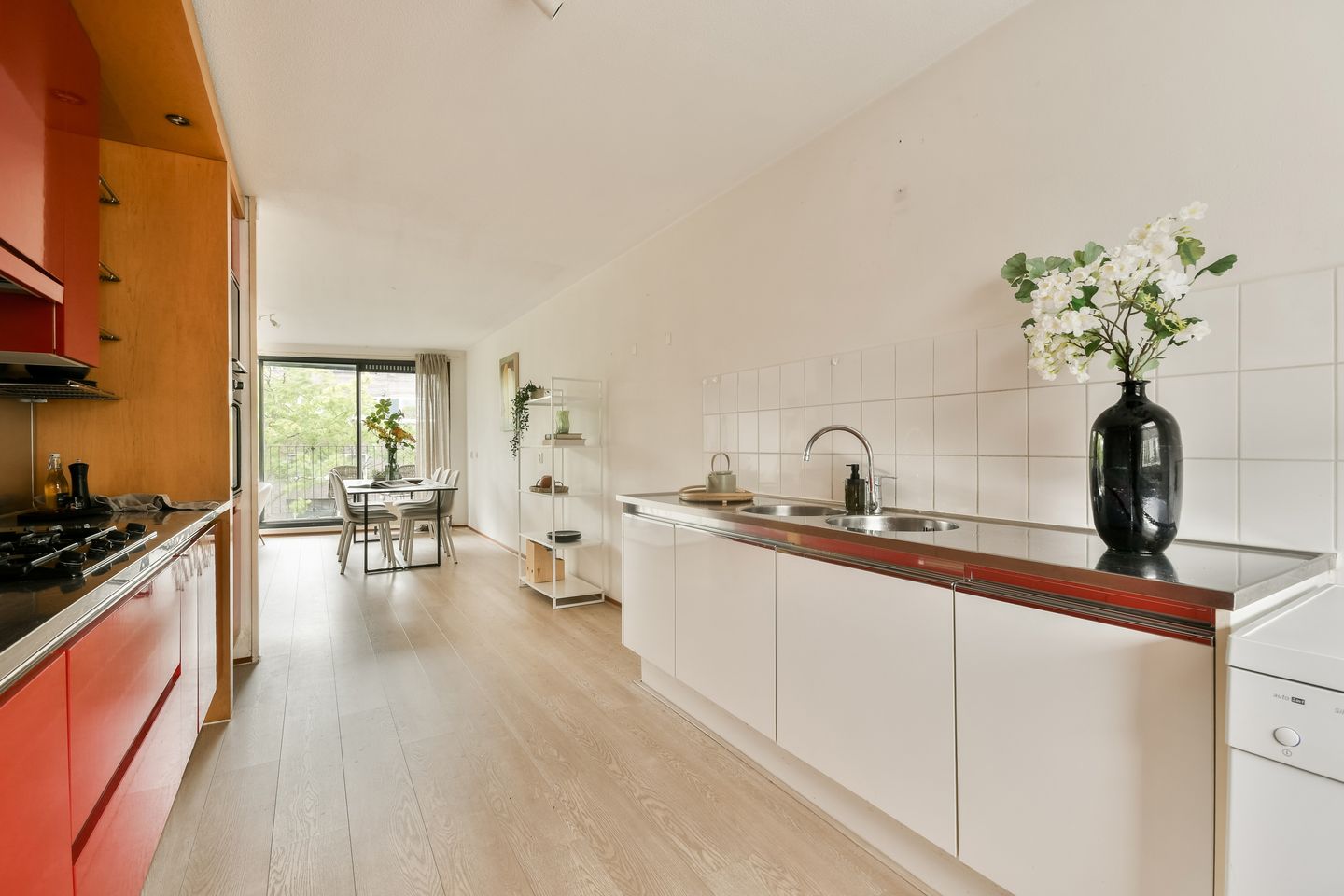 Photo 5 of Beverenstraat 61