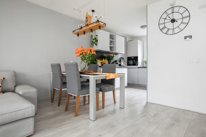 Tussenwoning te huur: Aan de Zoom 100, Uithoorn