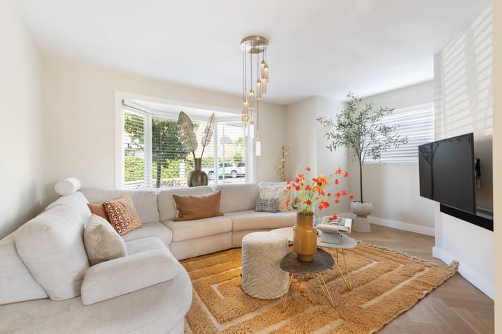 Hoekwoning te koop: Oranjeweg 1, Kortenhoef