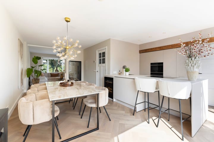 Hoekwoning te koop: Oranjeweg 1, Kortenhoef