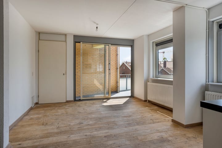 Appartement te koop: Oranjepark 83, Dordrecht