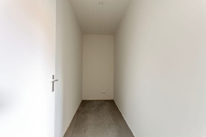 Tussenwoning te koop: Achter de Kamp 212, Amersfoort