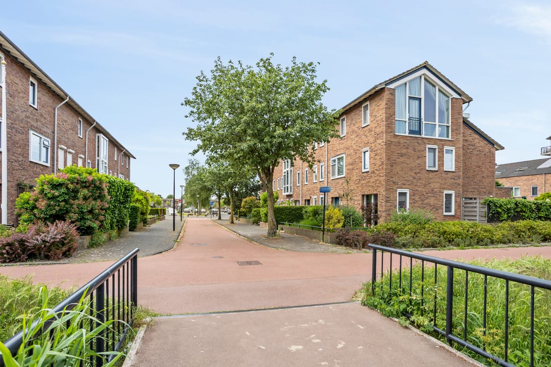 Photo 38 of Wim Sonneveldstraat 5