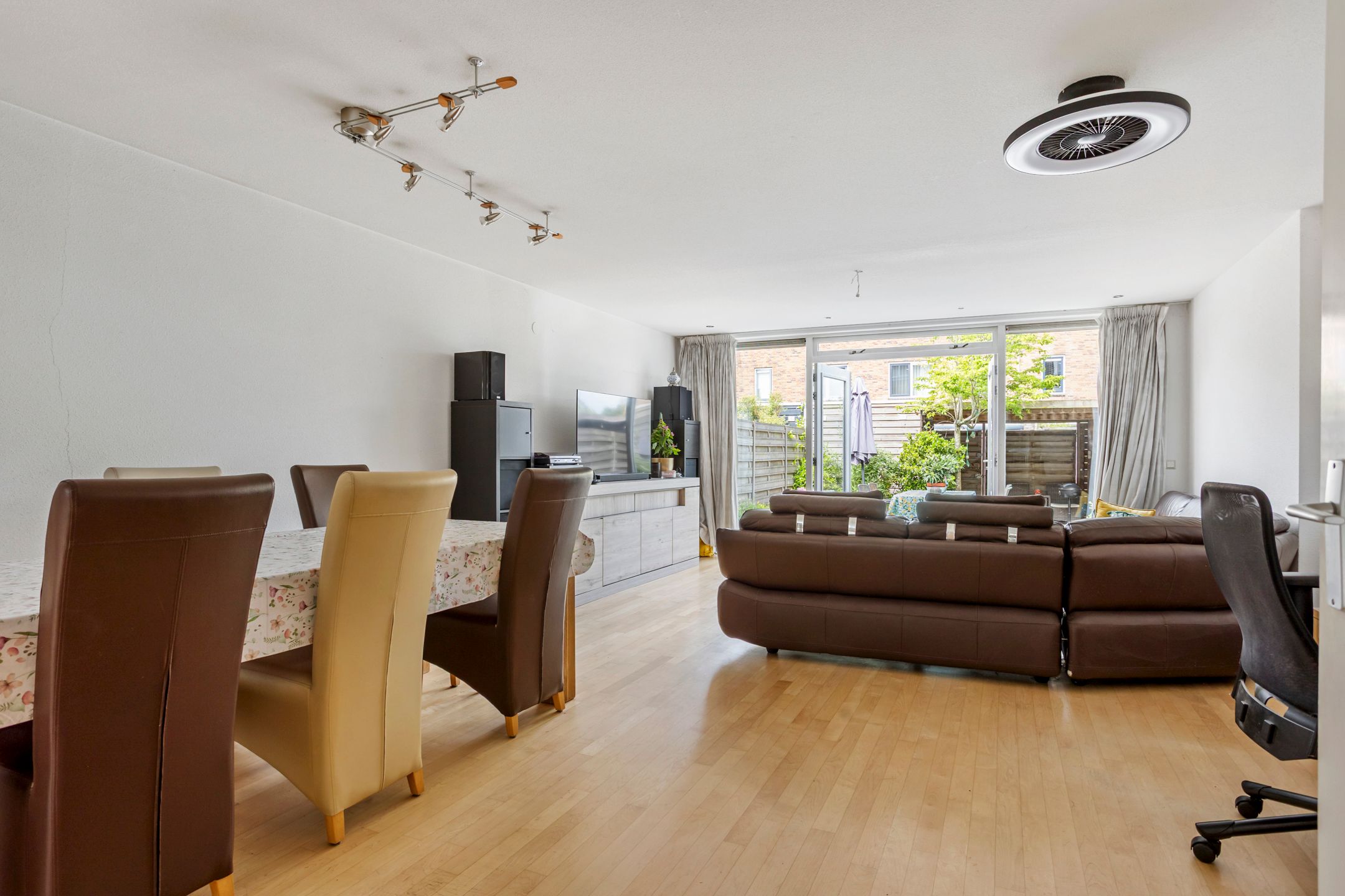 Photo 9 of Wim Sonneveldstraat 5