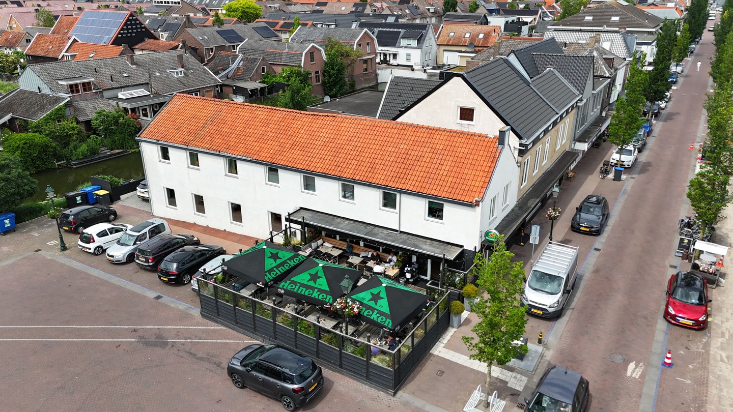Bekijk foto 1 van Voorstraat 15