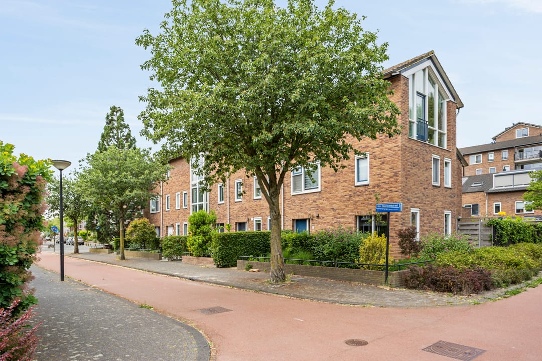 Photo 37 of Wim Sonneveldstraat 5