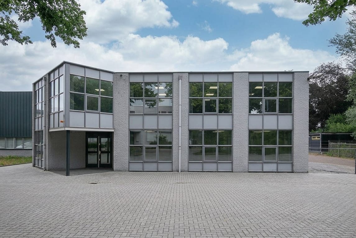 View photo 2 of Laan van Westenenk 100