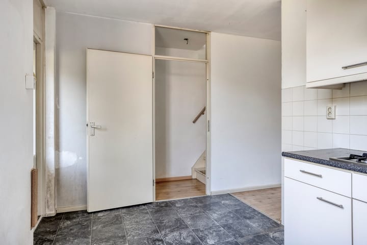 Tussenwoning te koop: Papiermakerserf 32, Eerbeek