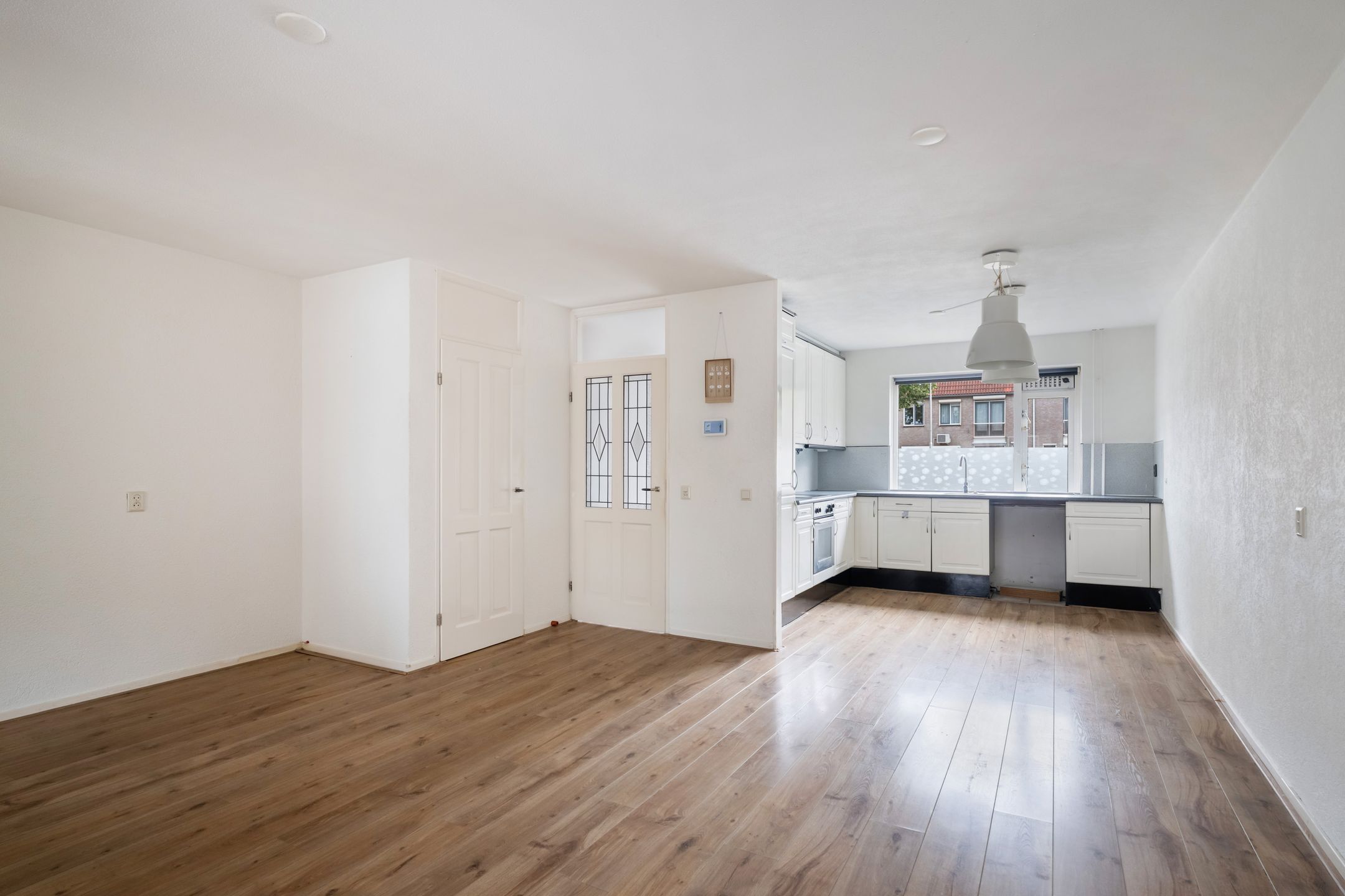 Photo 12 of Goudplevier 37