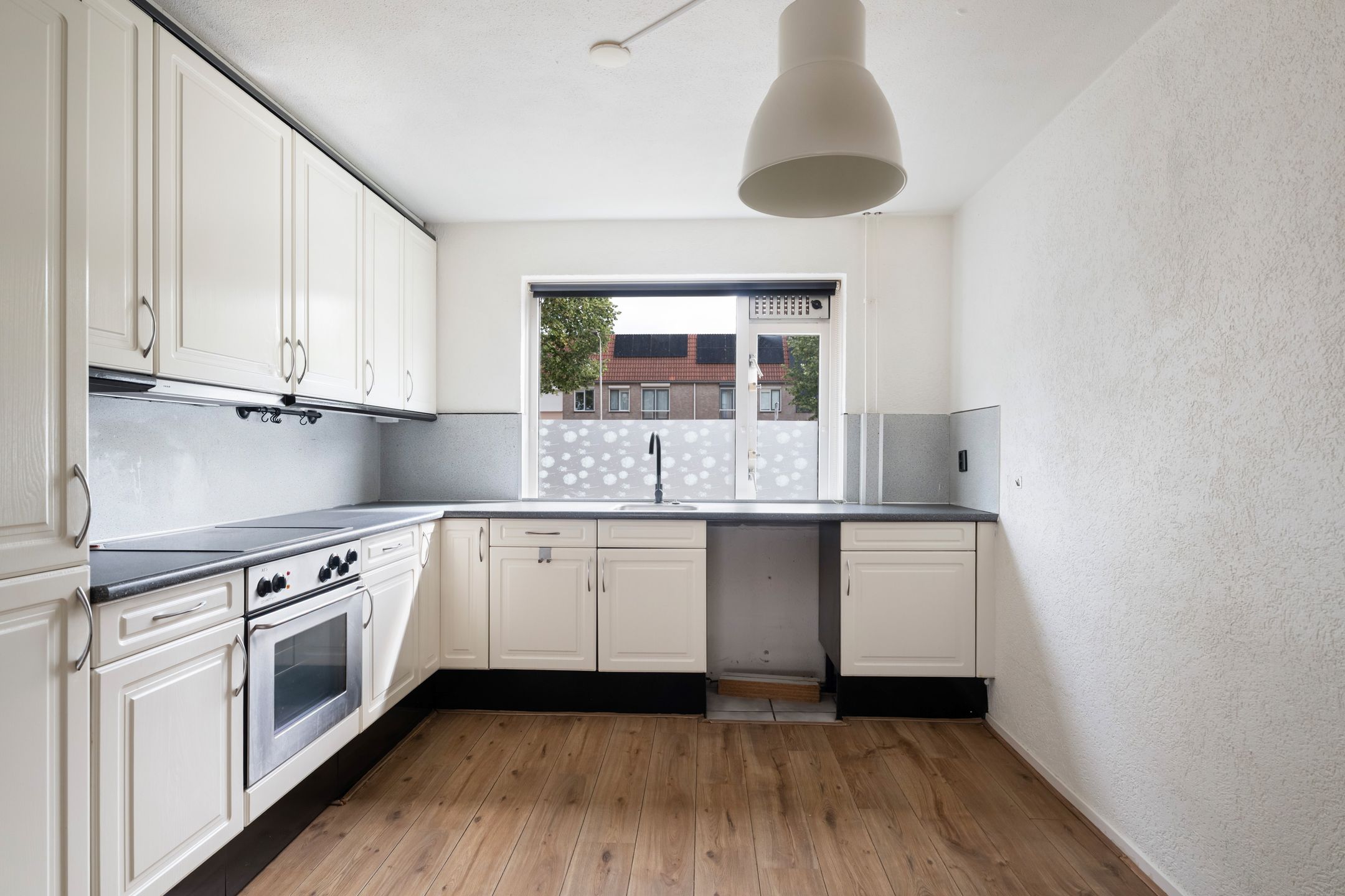 Photo 9 of Goudplevier 37
