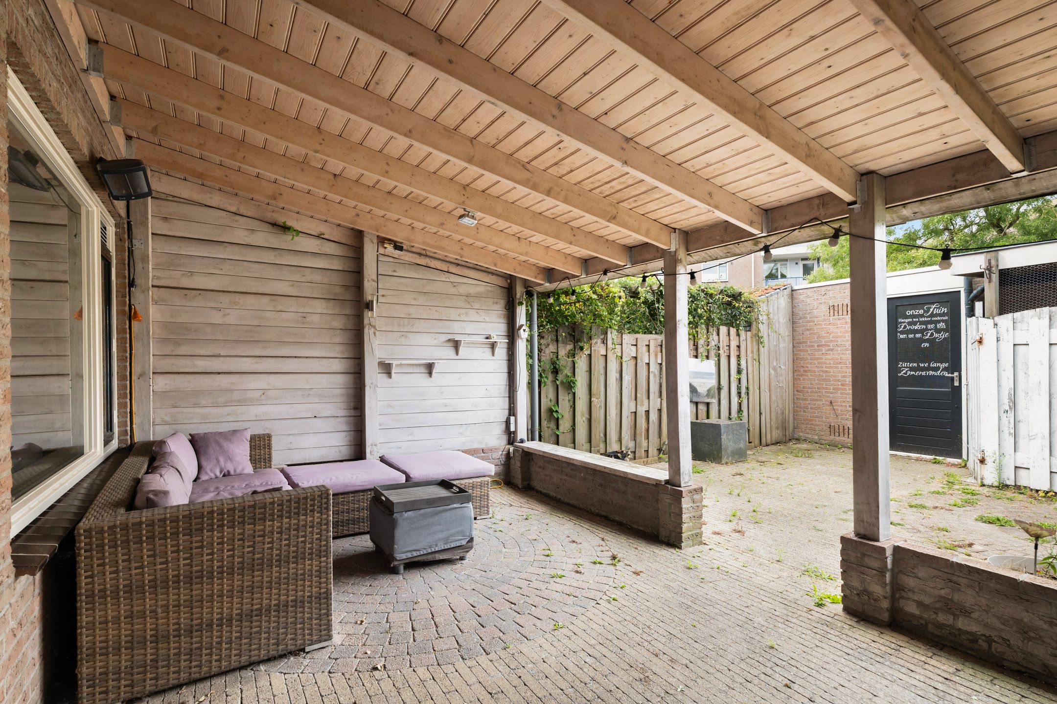 Photo 15 of Goudplevier 37
