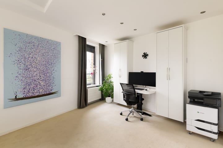 Appartement te koop: Marinaweg 105, Almere