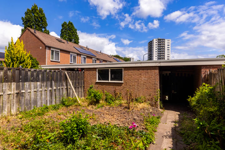 Tussenwoning te koop: Kruizemuntstraat 909, Apeldoorn