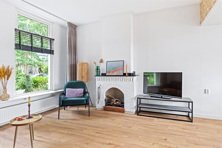 Tussenwoning te koop: Achter de Hoven 258, Leeuwarden