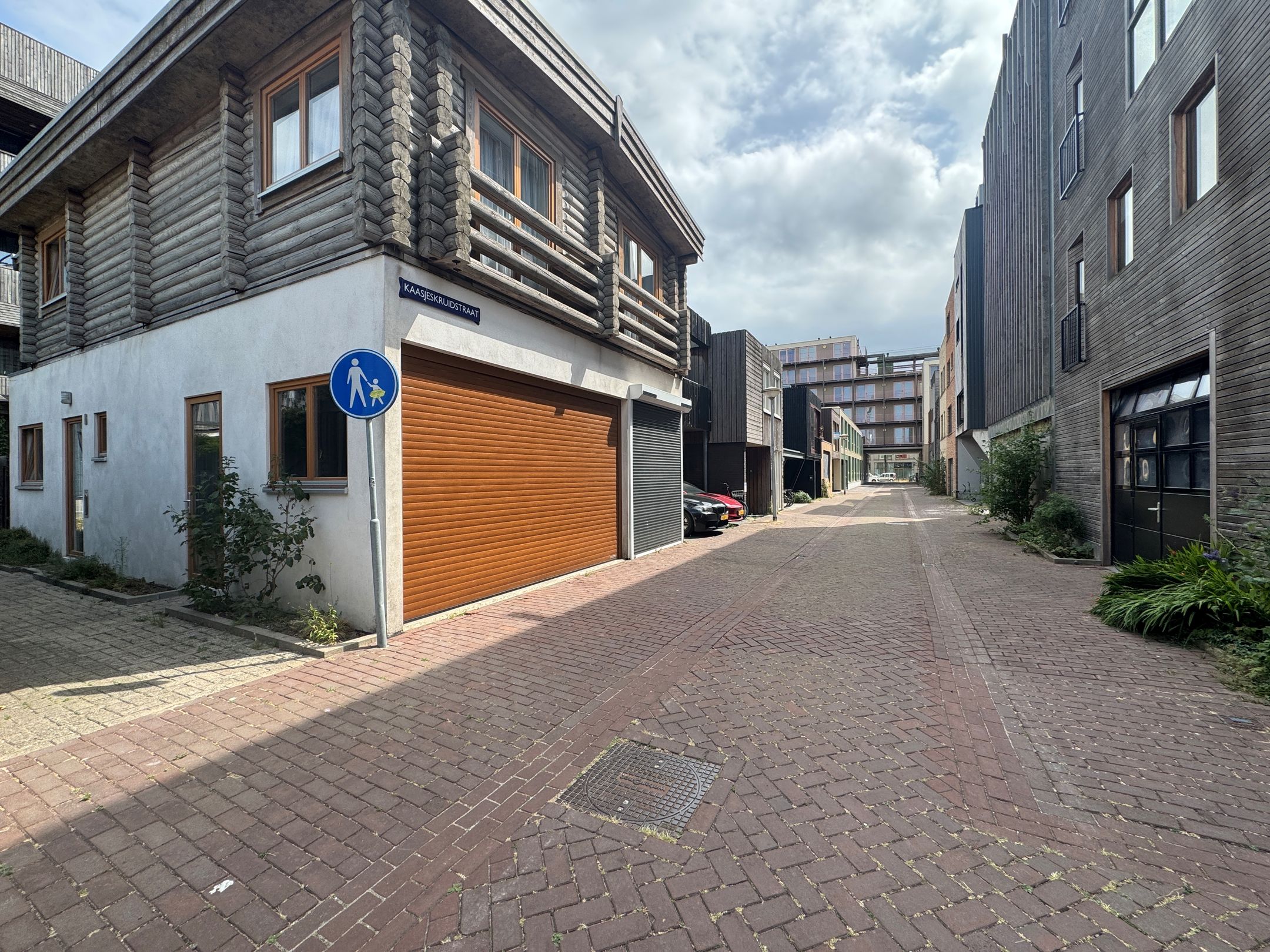 Photo 12 of Kaasjeskruidstraat 26-C