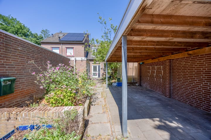 Tussenwoning te koop: Reeveld 14, Cuijk