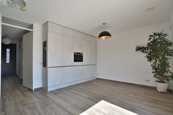 Tussenwoning te huur: Pigalle 8, Breda
