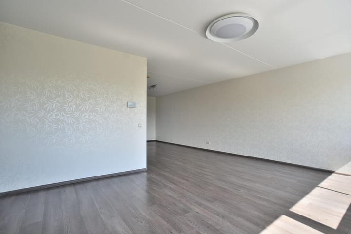 Tussenwoning te huur: Pigalle 8, Breda