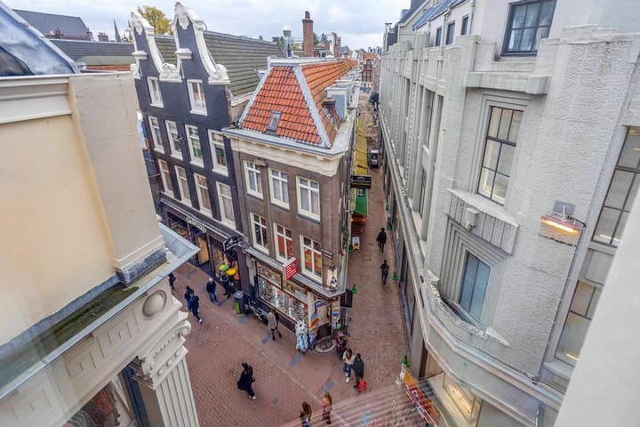 Appartement te huur: Duifjessteeg 4, Amsterdam