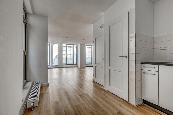 Appartement te huur: Duifjessteeg 4, Amsterdam