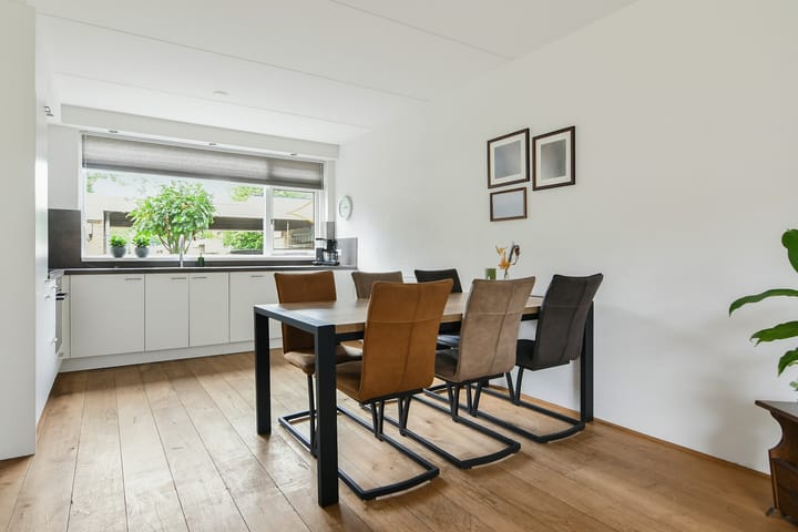 Tussenwoning te koop: Polanen 25, Nieuw-Vennep