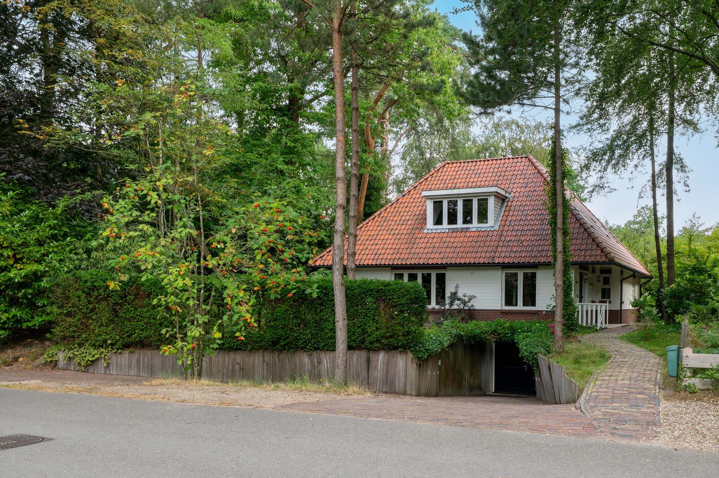 Photo 5 of van Eeghenlaan 15-A