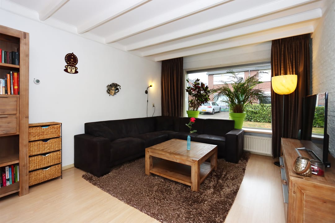 Photo 13 of Heidebloemstraat 28