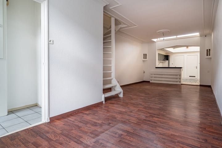 Photo 2 of Waardstraat 26