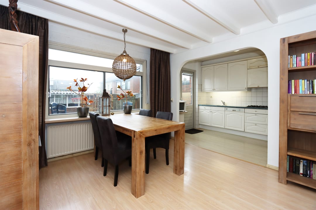 Photo 11 of Heidebloemstraat 28