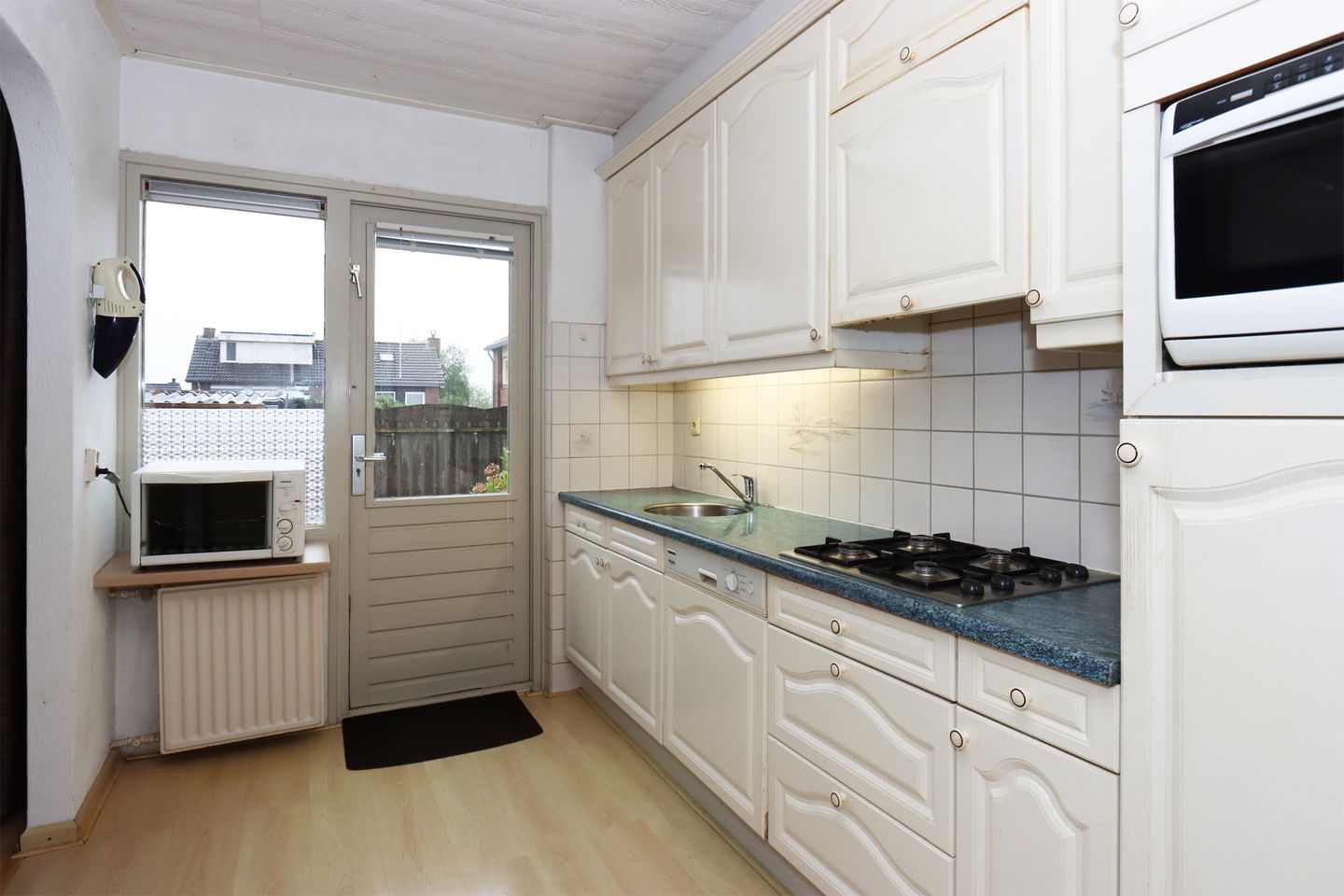 Photo 10 of Heidebloemstraat 28