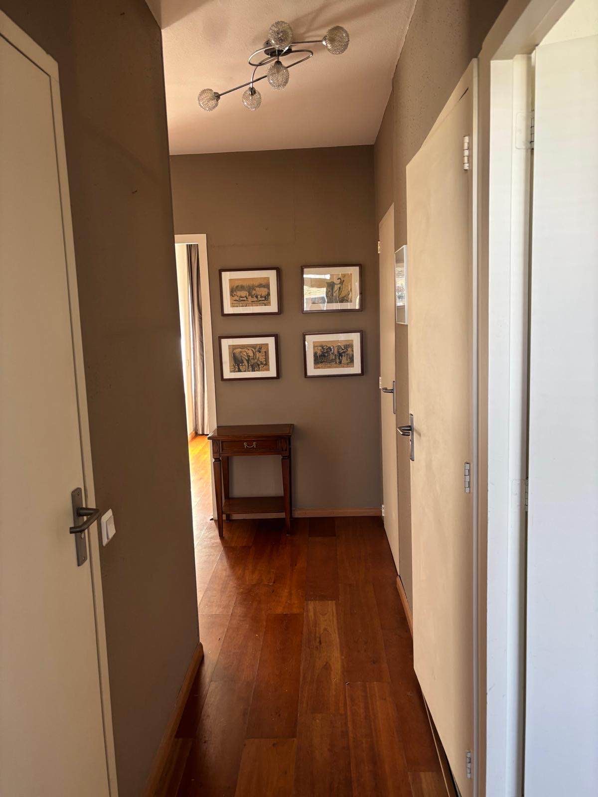 Photo 9 of Van Anrooystraat 127