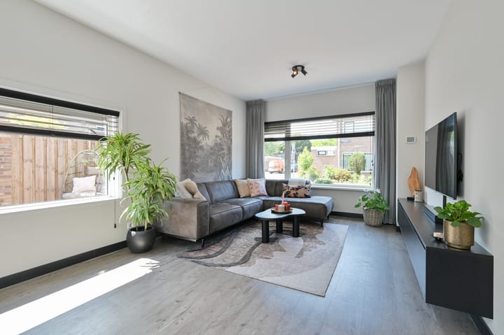 Hoekwoning te koop: Liedtsstraat 2, Hoorn
