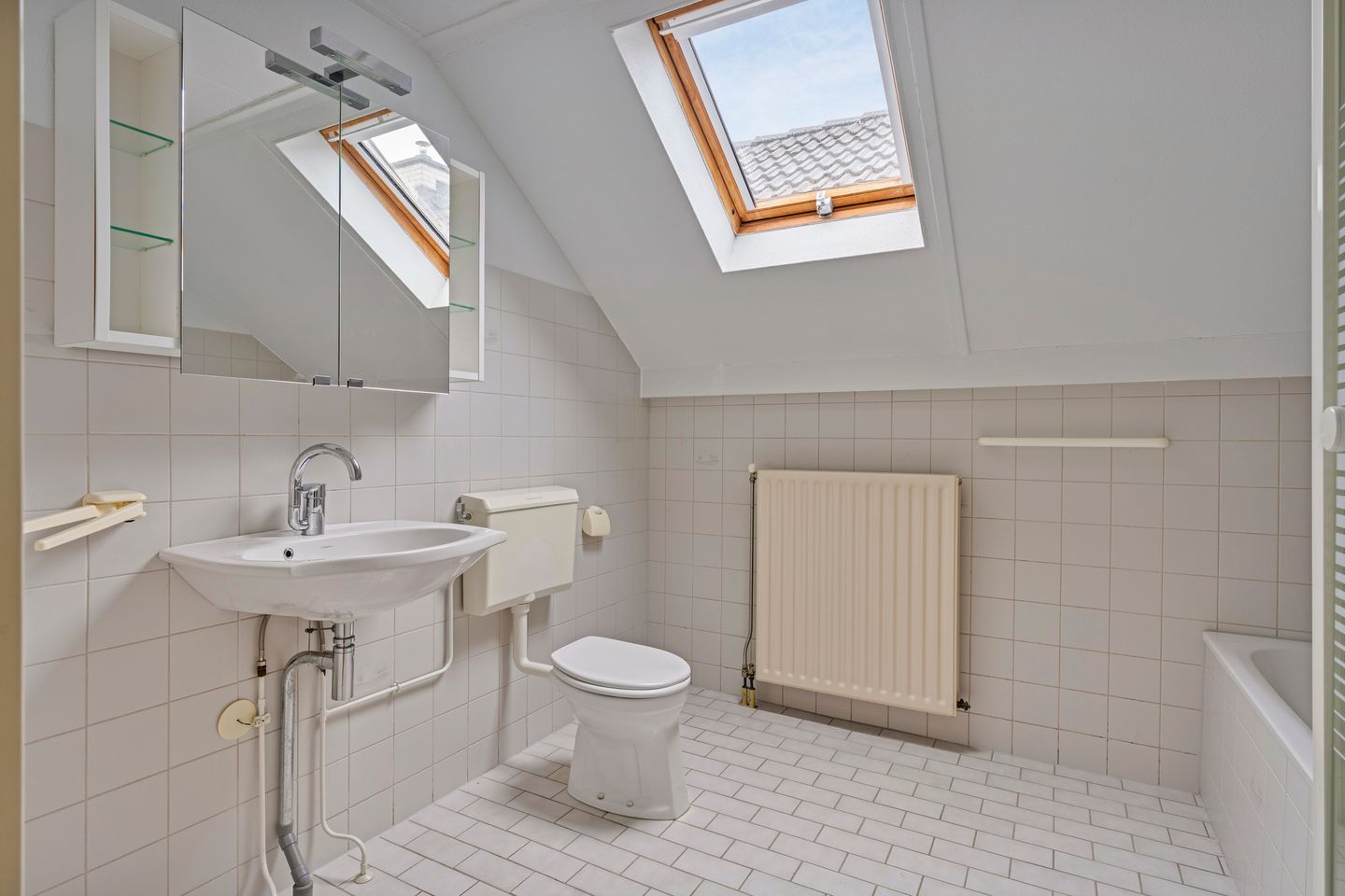 Photo 14 of Philips van Almondestraat 9