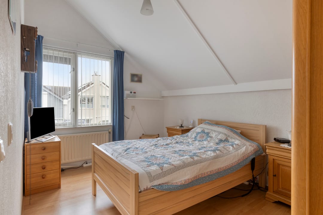 Photo 16 of Philips van Almondestraat 9