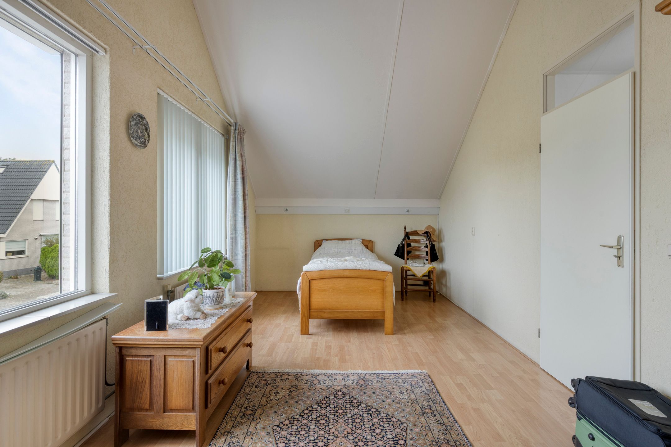 Photo 12 of Philips van Almondestraat 9