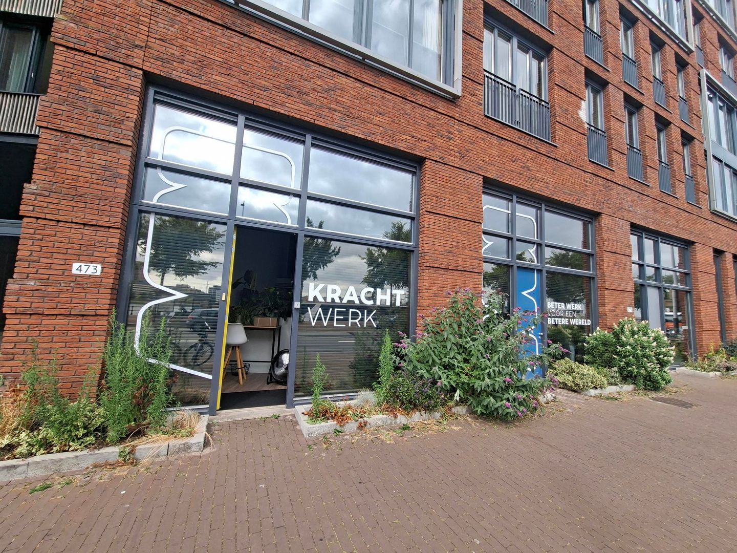 Bekijk foto 1 van Westerdoksdijk 473