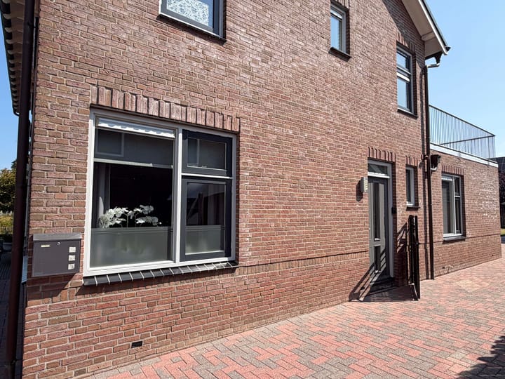 Twee-onder-één-kap te koop: Looweg 44, Coevorden