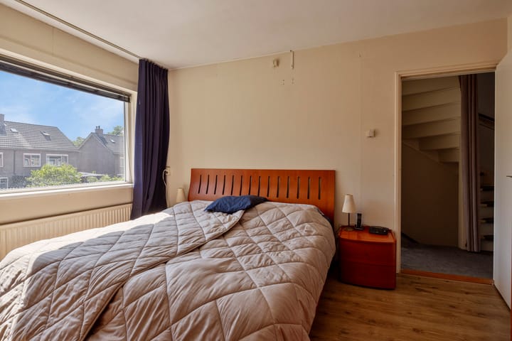 Tussenwoning te koop: Frederik van Eedenstraat 13, Oldenzaal