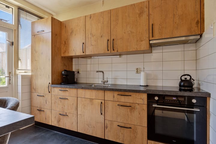 Tussenwoning te koop: Frederik van Eedenstraat 13, Oldenzaal