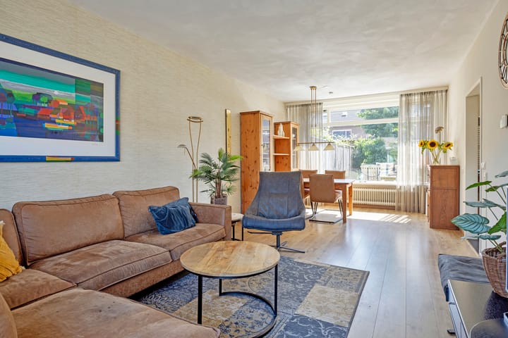 Tussenwoning te koop: Frederik van Eedenstraat 13, Oldenzaal